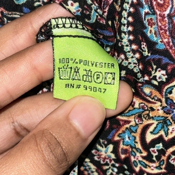 Agora Crinkle Confetti Fringe Paisley Top Size 3X - Picture 5 of 6